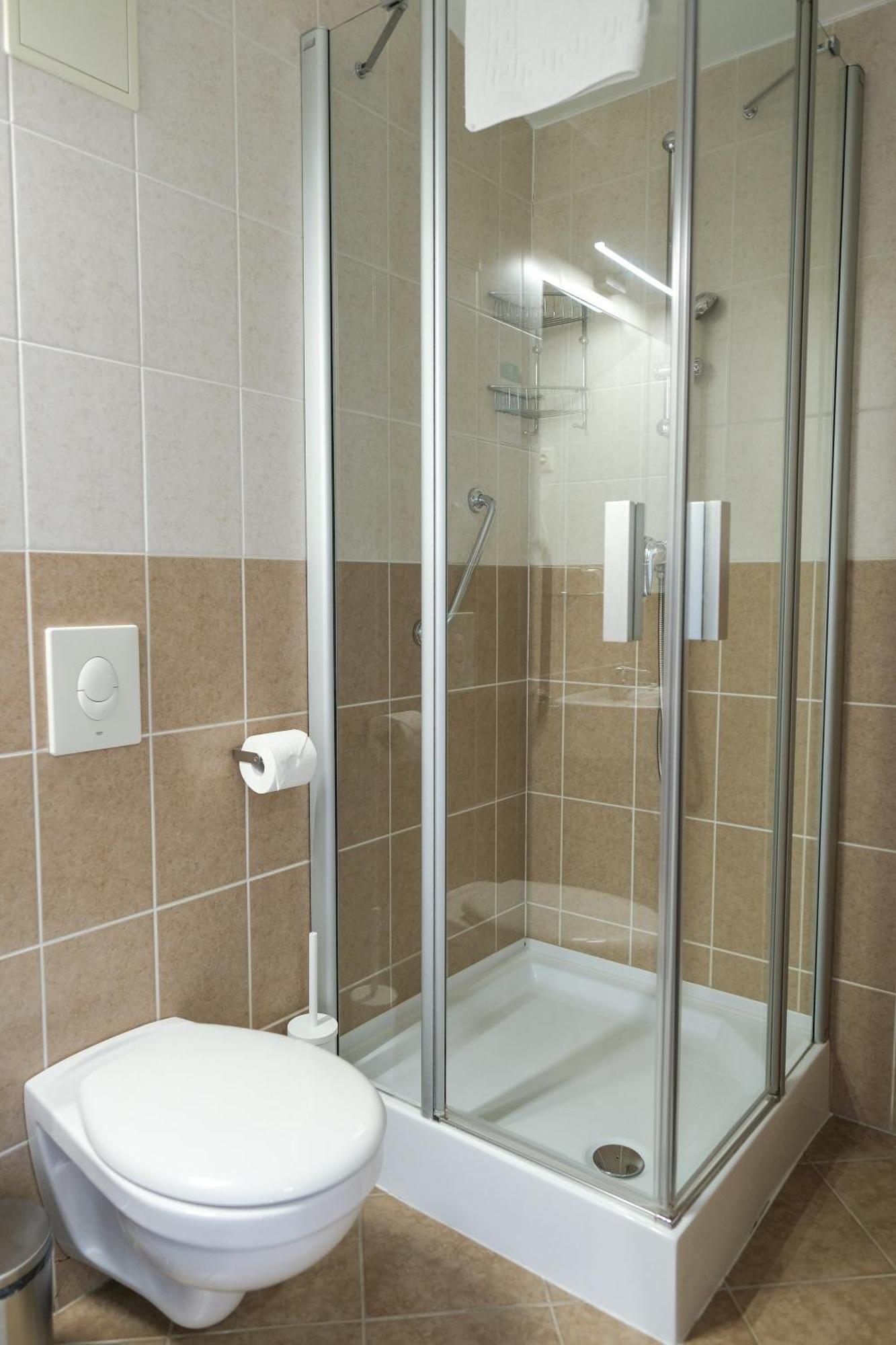 Hotel Adalbert Szent Gyoergy Haz Esztergom Ngoại thất bức ảnh