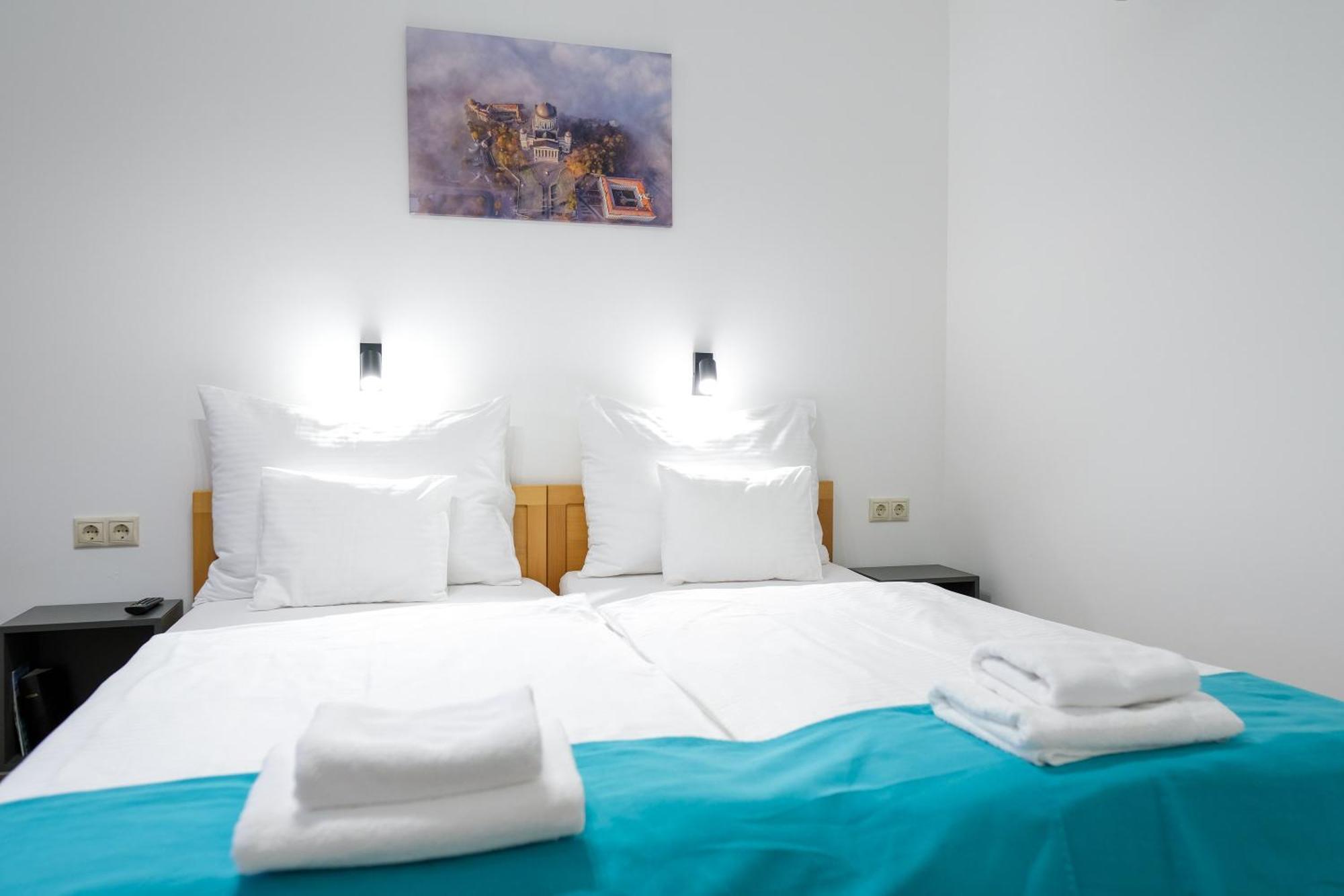 Hotel Adalbert Szent Gyoergy Haz Esztergom Ngoại thất bức ảnh