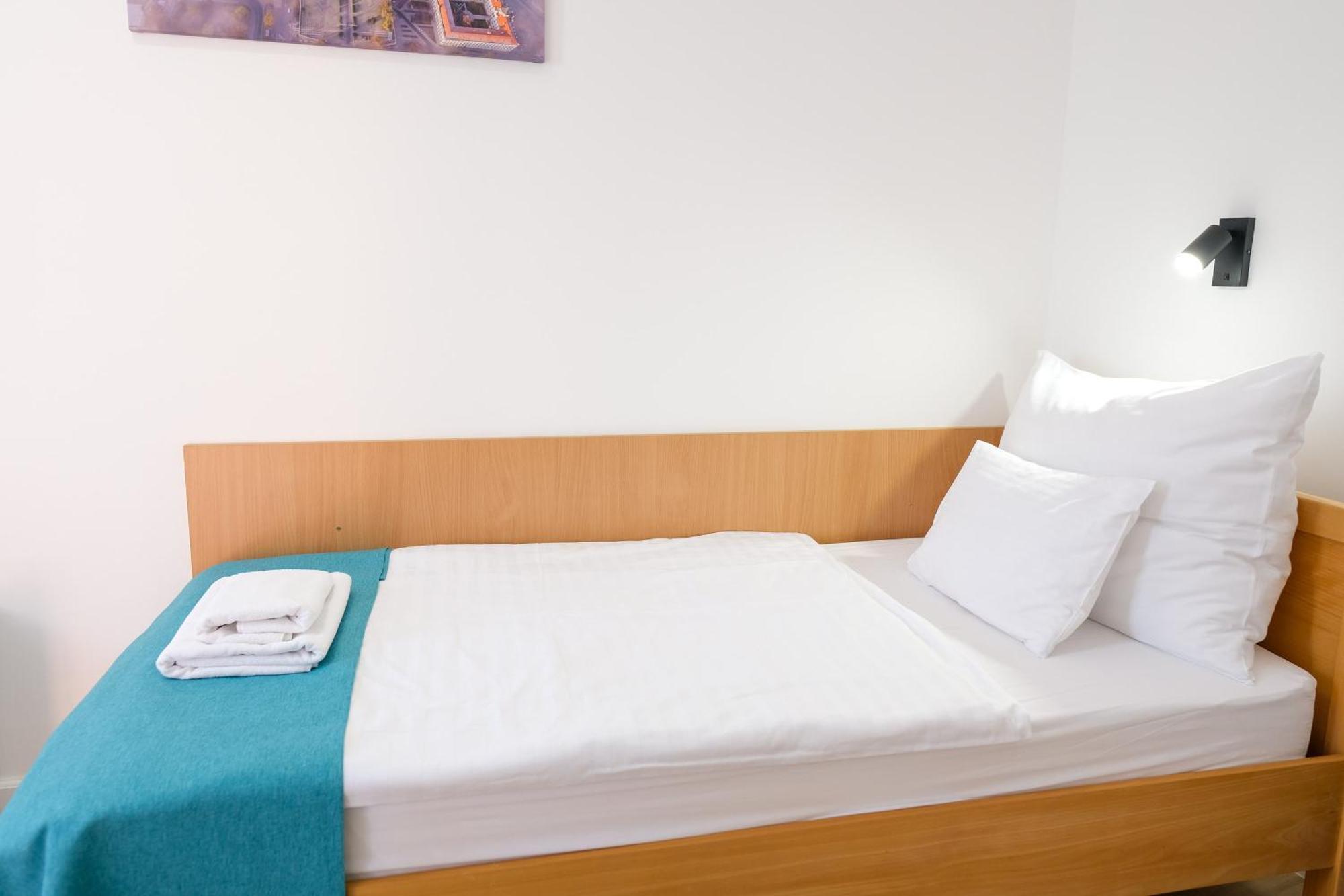 Hotel Adalbert Szent Gyoergy Haz Esztergom Ngoại thất bức ảnh